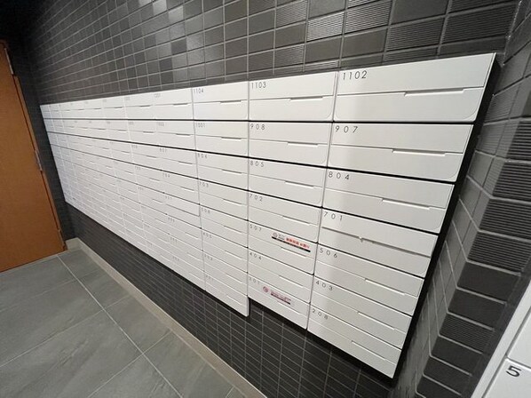 プレサンス名古屋菊井セルカの物件内観写真